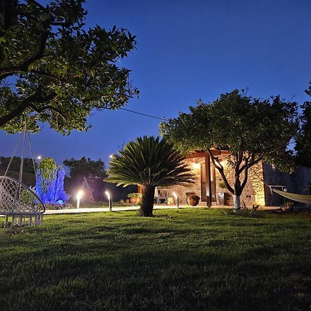 Vila Patras Stonehouse With Large Yard - Πέτρινο Σπίτι Με Αυλή Paralía Exteriér fotografie